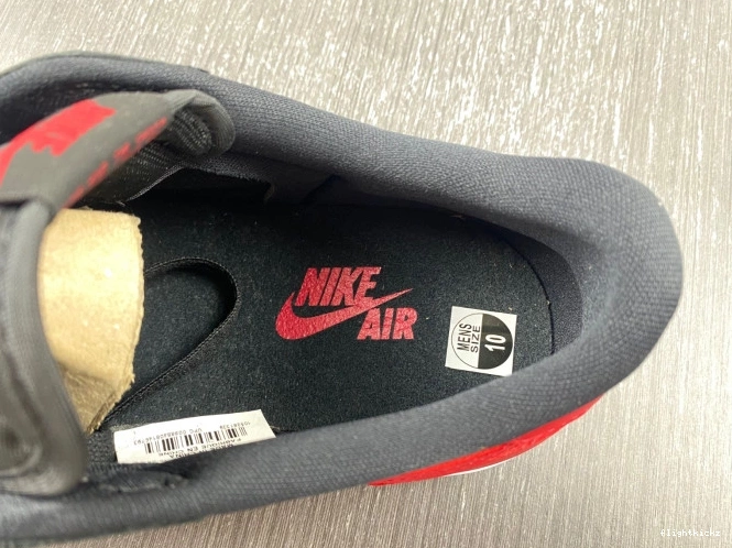Air Retro Bred Low Jordan 705329-001 1 0714
